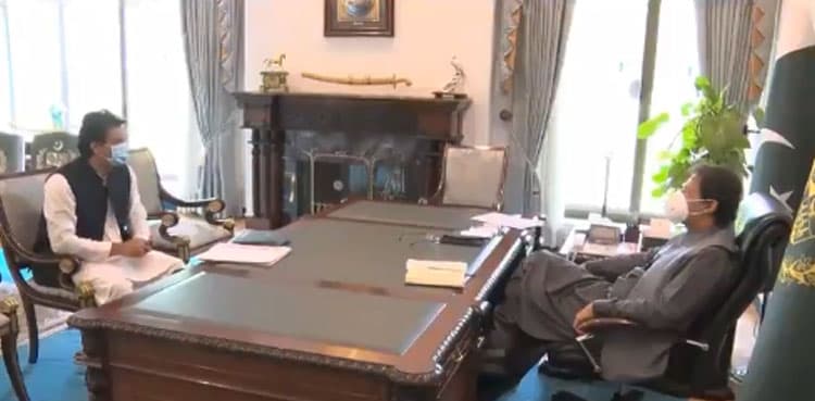 Violators of SOPs be taken to task on the spot: PM Khan
