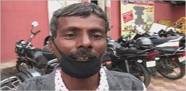 Passenger steals rickshaw after asking driver to bring water