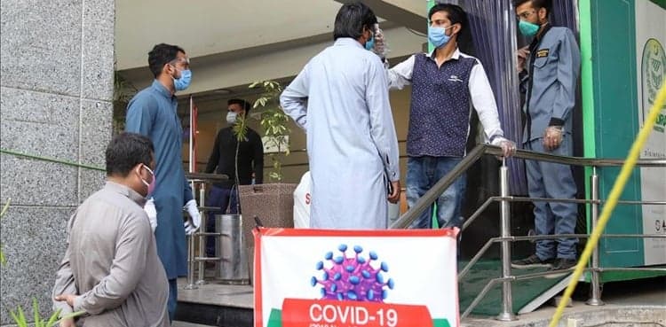 If enough people get coronavirus, will we achieve so-called herd immunity?