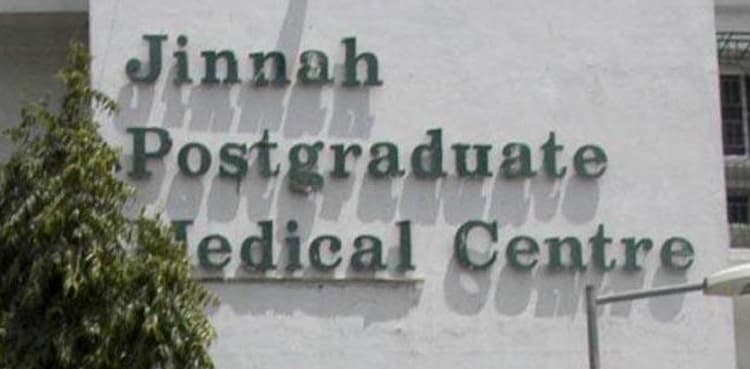 Karachi: Doctors stage protest over knife attack in Jinnah Hospital
