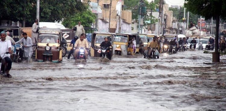 Six die of electrocution in Karachi