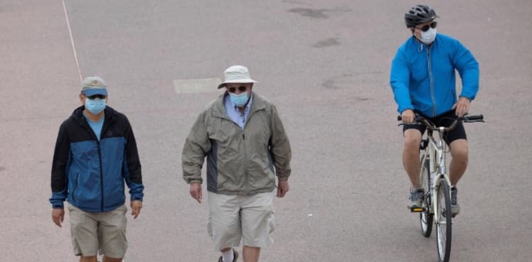 U.S. reports 55,000 COVID-19 cases in single day, hits new global record
