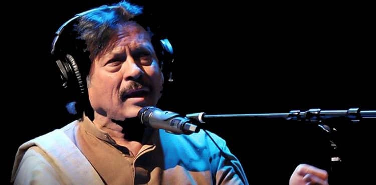 Folk singer Attaullah Khan Esakhelvi refutes his death rumours