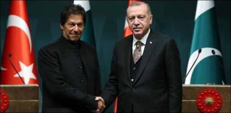 PM Imran felicitates Turkish president on country's 'National Unity Day'     