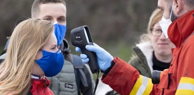 Australia's COVID-19 deaths in virus hotspot fall to two-week low