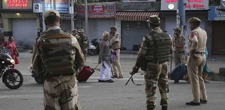 Indian forces martyr two Kashmiris in occupied Kashmir