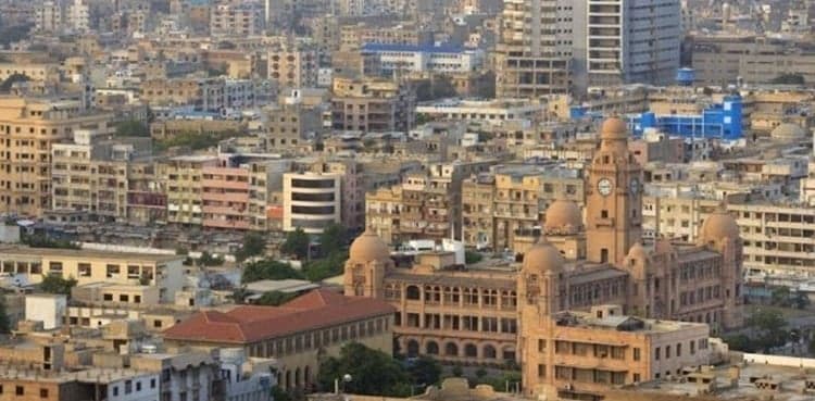 Karachi experiences dry weather with colder night