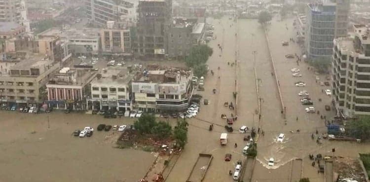 Torrential rains in Karachi to continue till 11pm, says Met Office