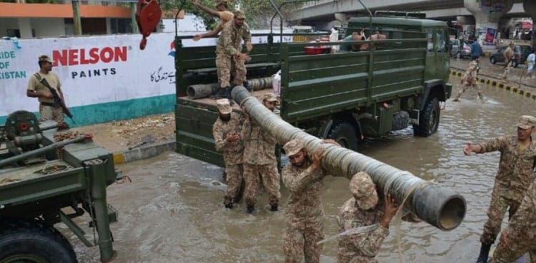 Pakistan Army continues dewatering, relief activities in Karachi: ISPR