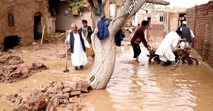 Afghanistan flash floods kill 160, search for bodies continues