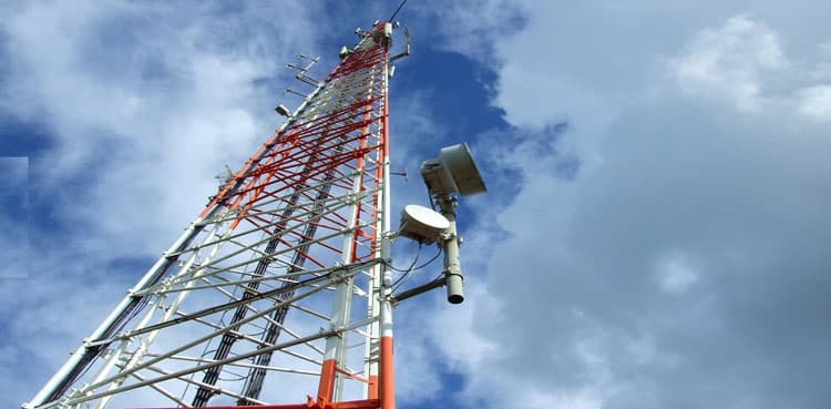 Mobile services suspended in parts of Karachi due to Muharram, heavy rain: PTA
