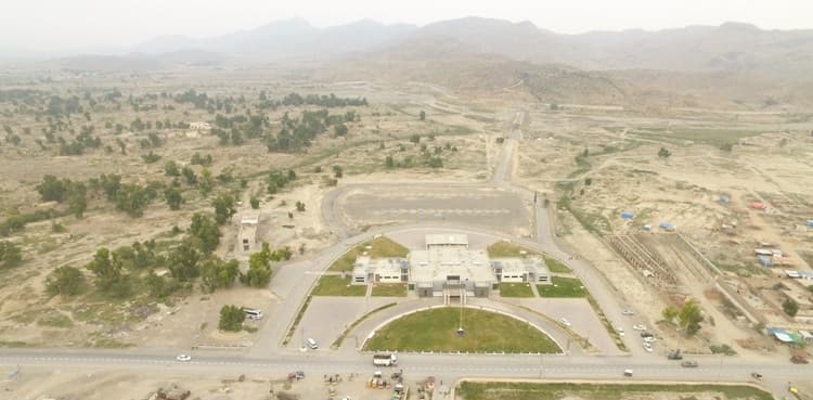 NA defence body visits Miranshah to review socio-economic conditions
