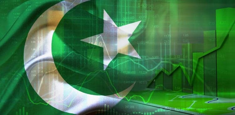 Pakistan's economy shows momentum: Bloomberg