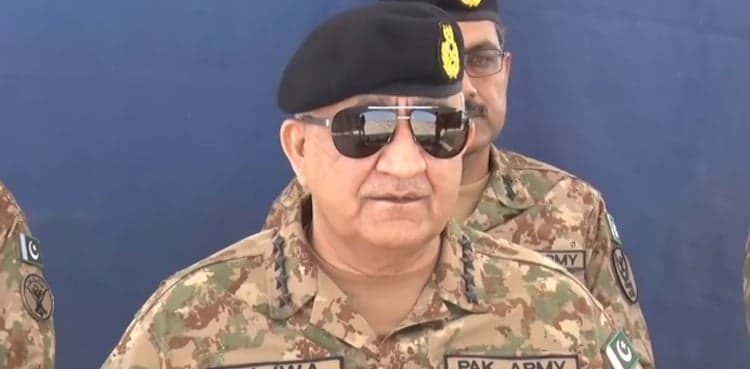 COAS visits Bahawalpur Corps, lauds soldiers' professional prowess   