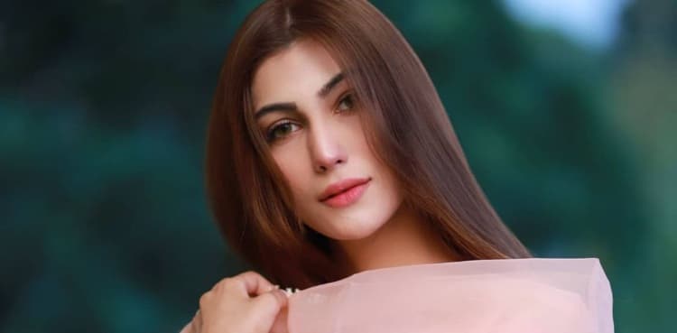 Nazish Jahangir talks accidental TV debut, reveals beauty secrets