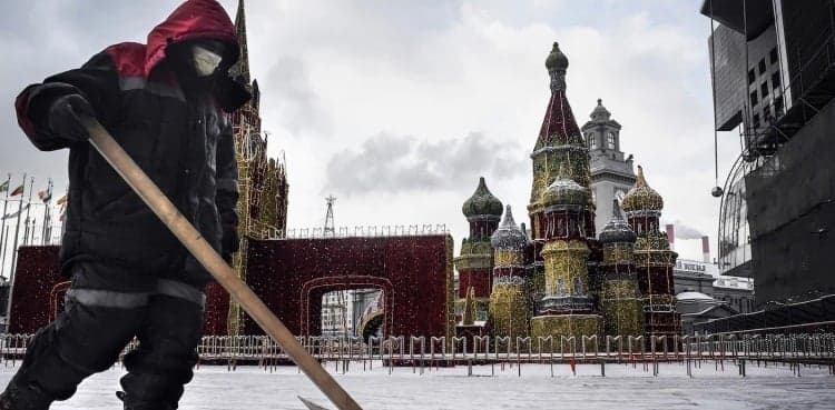 Russia imposes nationwide paid holiday to curb Covid