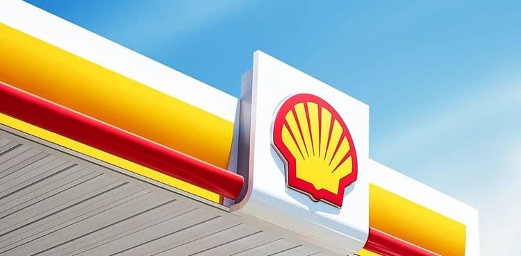 Shell posts $9.5 bln profit, plans to boost dividend