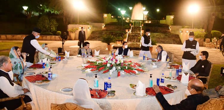 PM Imran to host dinner for party members, allies tomorrow: sources