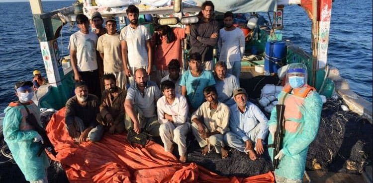 PMSA rescues 16 fishermen stranded in open sea