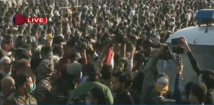 Begum Shamim Akhtar's funeral prayers offered in Lahore
