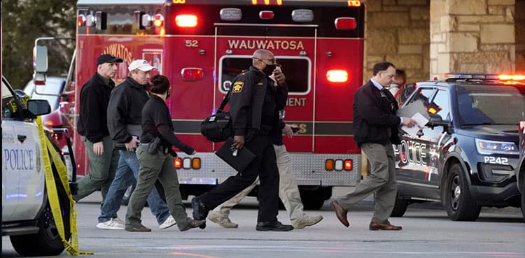 At least eight injured in shooting at US mall: media