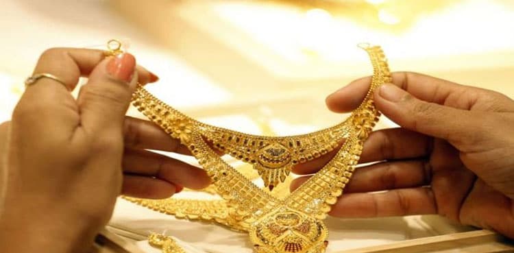 Gold prices continue to fall in Pakistan
