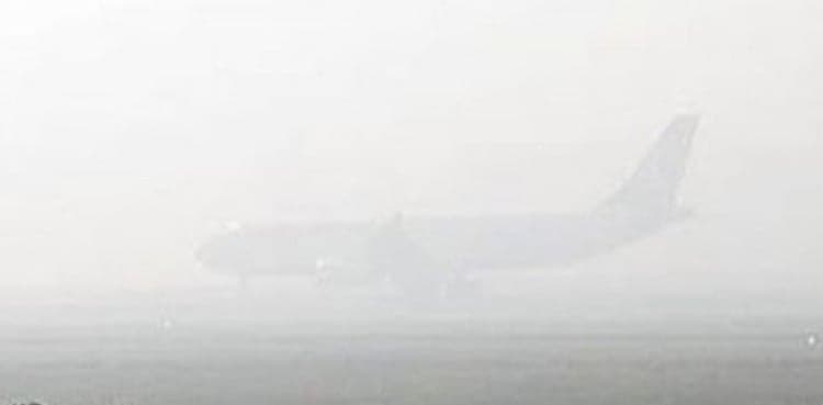 Fog causes disruption in flight schedule at Lahore airport