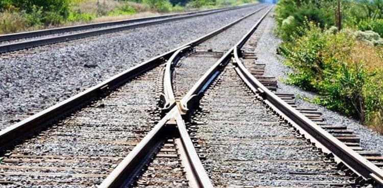Railway officials to brief PM Imran Khan on ML-1 project today