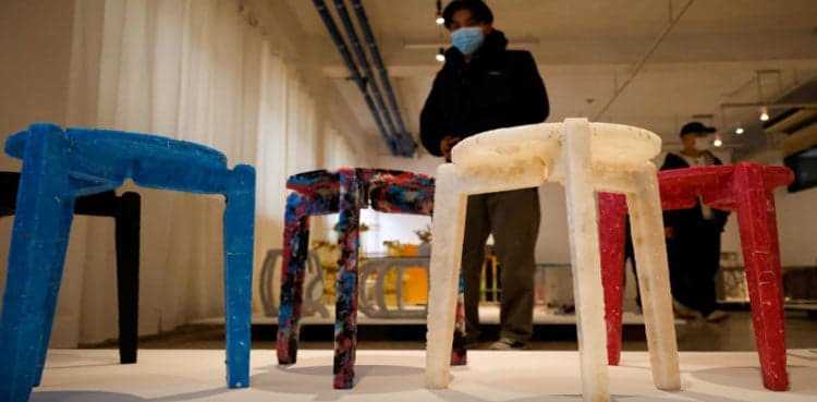 The face-mask seat: a South Korean student's attempt to recycle in COVID times