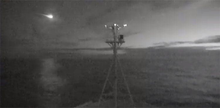 WATCH: Meteor break up over ocean captured on camera