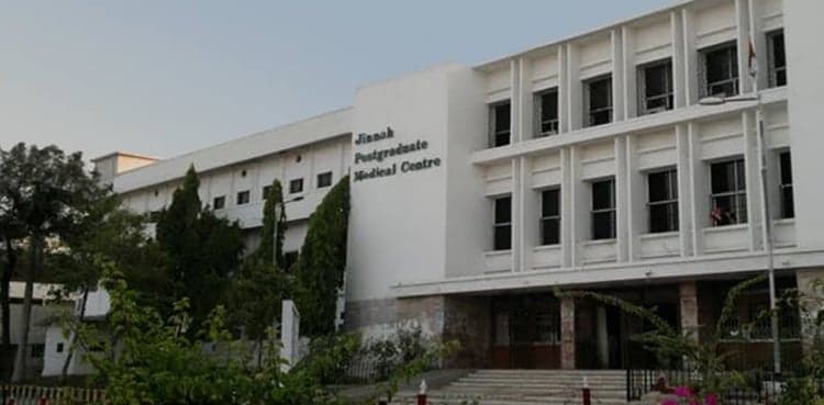 Sindh doctors, paramedics boycott OPDs, demand health risk allowance