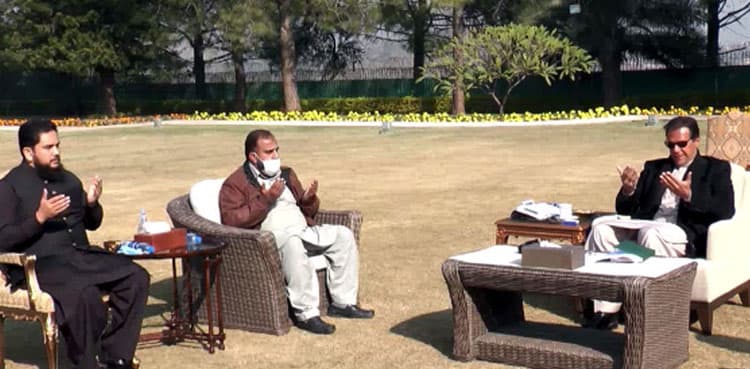 PM Imran Khan meets Osama's father, assures justice