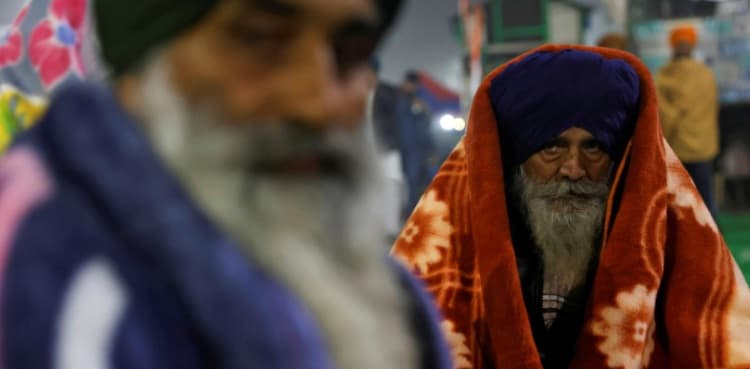 India cuts off internet near Delhi as farmers begin hunger strike