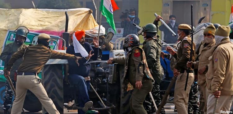 Tractor rally: Protesting farmers baton-charged, tear gassed on Republic Day