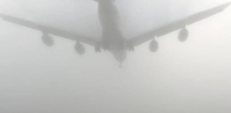 Fog continues to disrupts flight operations in Pakistan