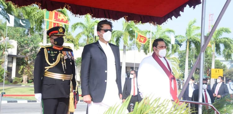 PM Imran overwhelmed by hospitality of Sri Lankan counterpart