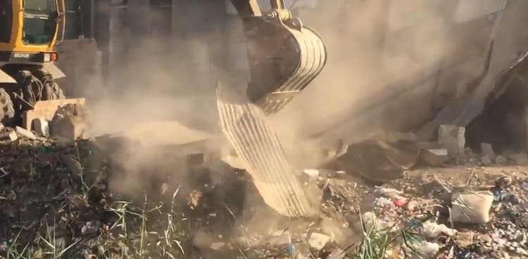 Anti-encroachment operation along Gujjar Nullah continues