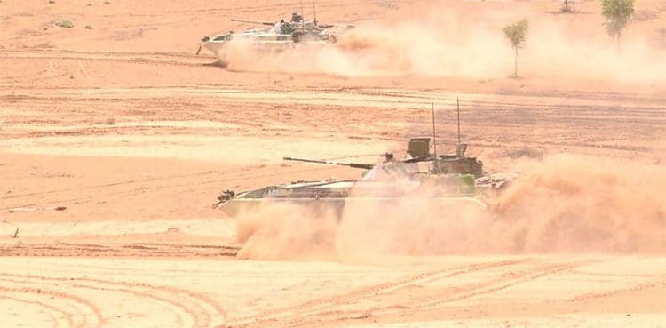 Students witness military exercise in Cholistan desert: ISPR  