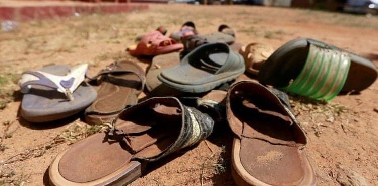 Kidnappers abduct hundreds of schoolgirls in Nigeria