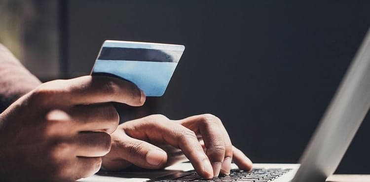 Bahrain govt allows people to start their e-stores for free
