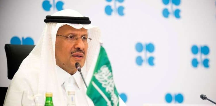 Saudi Arabia doubts oil recovery and keeps taps tight