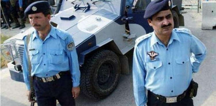 Islamabad police denies news about withdrawing Imran Khan's security