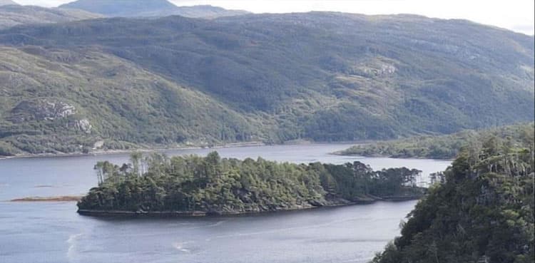 Scottish island up for auction with bids starting at $112,000