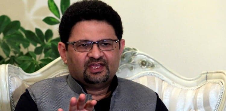 NA-249 by-poll: PML-N's Miftah, Zubair express concerns over 'slow pace' of vote count