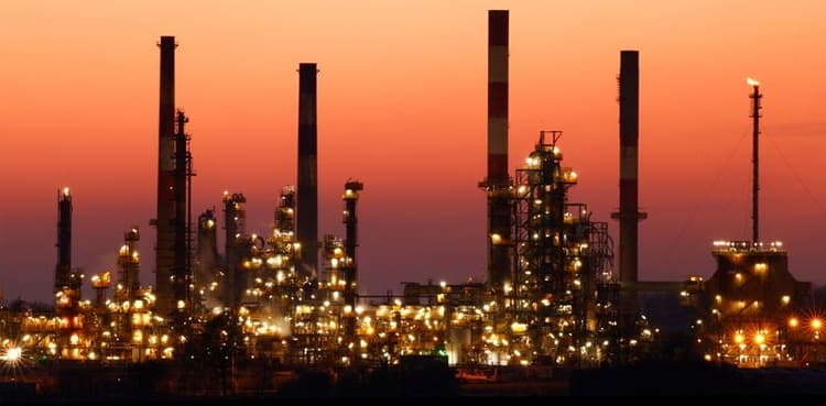 Oil rises on expectations OPEC+ will maintain supply discipline