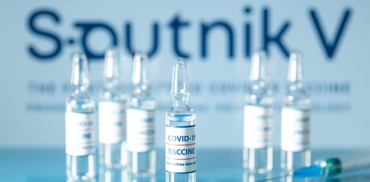 Another 0.5m doses of Russian Sputnik vaccine arrive in Pakistan