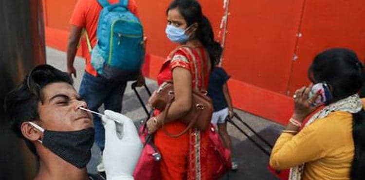 India reports record 126,789 new COVID-19 cases