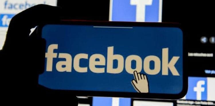 Inquiry launched into Facebook after reports of data leak