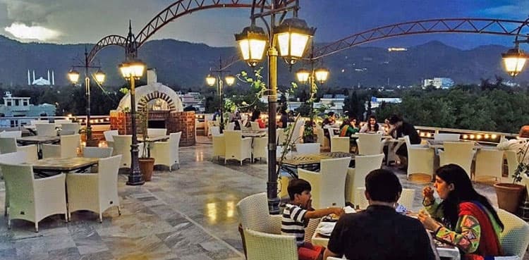 Markets to close at 6pm, outdoor dining allowed till midnight in Islamabad