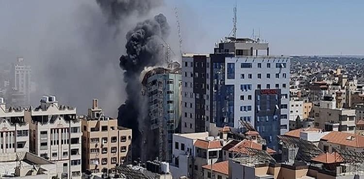 Israeli airstrike in Gaza destroys building with international media houses